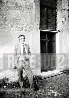 Edoardo Sanguineti, scrittore, ritratto 1983, Roma, Italia / Edoardo Sanguineti, writer, potrait 1983, Rome, Italy. ©Massimo Perelli/Rosebud2