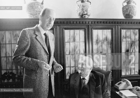 Ludovico Geymonat con presidente Treccani, scrittore, ritratto 1983, Roma, Italia / Ludovico Geymonat with president Treccani, writer, potrait 1983, Rome, Italy. ©Massimo Perelli/Rosebud2