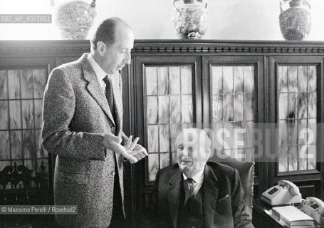 Ludovico Geymonat con presidente Treccani, scrittore, ritratto 1983, Roma, Italia / Ludovico Geymonat with president Treccani, writer, potrait 1983, Rome, Italy. ©Massimo Perelli/Rosebud2