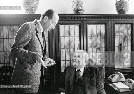 Ludovico Geymonat con presidente Treccani, scrittore, ritratto 1983, Roma, Italia / Ludovico Geymonat with president Treccani, writer, potrait 1983, Rome, Italy. ©Massimo Perelli/Rosebud2