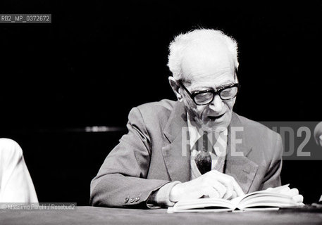 Giorgio Caproni, scrittore, ritratto 1983, Roma, Italia / Giorgio Caproni, writer, potrait 1983, Rome, Italy. ©Massimo Perelli/Rosebud2