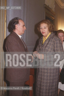 Andrea Zanzotto e Maria Luisa Spaziani, scrittori, ritratto 1988, Roma, Italia / Andrea Zanzotto e Maria Luisa Spaziani, writers, potrait 1988, Rome, Italy. ©Massimo Perelli/Rosebud2