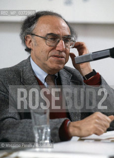 J.Ruina,ingegnere elettronico, ritratto 1985, Italia / J.Ruina, eletronic engeniar, potrait 1985, Italy. ©Massimo Perelli/Rosebud2