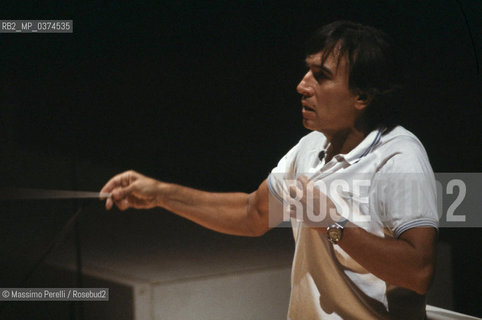 Claudio Abbado, direttore, musica classica, ritratto 1984, Pesaro, Italia / Claudio Abbado, director, classic music, potrait 1984, Pesaro, Italy. ©Massimo Perelli/Rosebud2