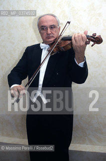 Salvatore Accardo, violinista, musica classica, ritratto 1994, Roma, Italia / Salvatore Accardo, violinist, classic music, potrait 1994, Rome, Italy. ©Massimo Perelli/Rosebud2