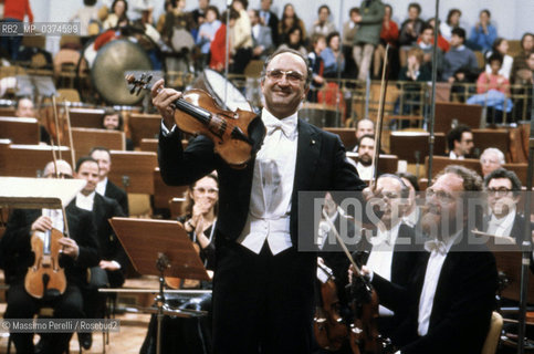 Salvatore Accardo, violinista, musica classica, ritratto 1989, Roma, Italia / Salvatore Accardo, violinist, classic music, potrait 1989, Rome, Italy. ©Massimo Perelli/Rosebud2