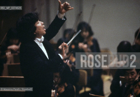 Seiji Ozawa, direttore, musica classica, ritratto 1985, Roma, Italia / Seiji Ozawa, director, classic music, potrait 1985, Rome, Italy. ©Massimo Perelli/Rosebud2