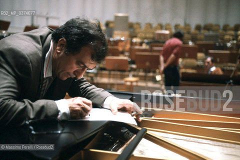 Luciano Berio, direttore, musica classica, ritratto 1983, Roma, Italia / Luciano Berio, director, classic music, potrait 1983, Rome, Italy. ©Massimo Perelli/Rosebud2