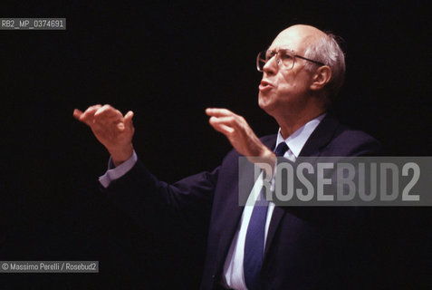 Mstislav Rostropovich, direttore, musica classica, ritratto 1989, Roma, Italia / Mstislav Rostropovich, director, classic music, potrait 1989, Rome, Italy. ©Massimo Perelli/Rosebud2