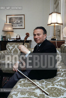 Henrik Szering, violinista, musica classica, ritratto 1983, Roma, Italia / Henrik Szering, violinist, classic music, potrait 1983, Rome, Italy. ©Massimo Perelli/Rosebud2