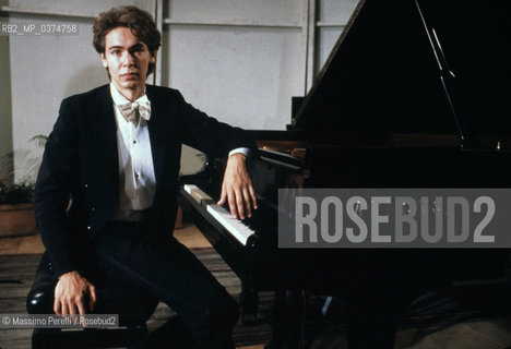 Ivo Pogorelich, pianista, musica classica, ritratto 1983, Roma, Italia / Ivo Pogorelich, pianist, classic music, potrait 1983, Rome, Italy. ©Massimo Perelli/Rosebud2