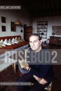 Giancarlo Menotti nella sua casa, compositore, musica classica, Festival Spoleto, ritratto 1983, Spoleto, Italia / Giancarlo Menotti in your house, composer, classic music, Spoleto Festival, potrait 1983, Spoleto, Italy. ©Massimo Perelli/Rosebud2