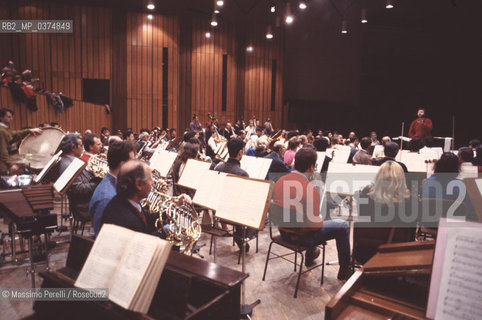 Orchestra sinfonica, musica classica, ritratto 1992, Roma, Italia / Sinfony Orchestra, classic music, potrait 1992, Rome, Italy. ©Massimo Perelli/Rosebud2