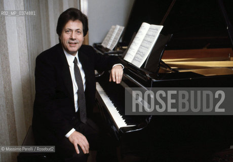 Sergio Perticaroli, pianista, musica classica, ritratto 1990, Roma, Italia / Sergio Perticaroli, pianist, classic music, potrait 1990, Rome, Italy. ©Massimo Perelli/Rosebud2