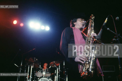 Gato Barbieri, sassofonista, musica jazz, ritratto 1984, Roma, Italia / Gato Barbieri, saxophonist, jazz music, potrait 1984, Rome, Italy. ©Massimo Perelli/Rosebud2