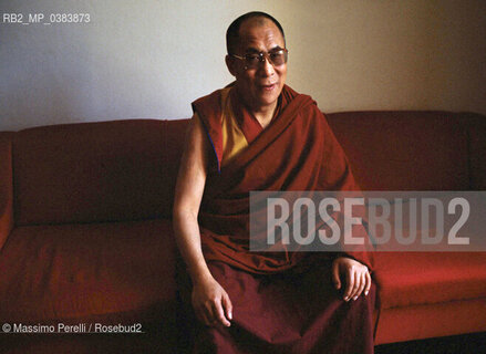 Dalai Lama (Tenzin Gyatso) del Buddismo Tibetano, ritratto 1999, Roma, Italia / Dalai Lama (Tensin Gyatso) of the Tibetan Buddhism, potrait 1999, Roma, Italia. ©Massimo Perelli/Rosebud2