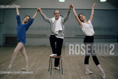 Roland Petit, ritratto, ballerino, coreografo, teatro delOpera, 1986 Roma, Italia / Roland Petit, potrait, dancer, choreographer, Opera Theatre, 1986 Rome, Italy. ©Massimo Perelli/Rosebud2