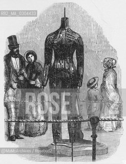 London Expo 1851: The Count Dunins mechanical figure known as the iron man that admits of being expanded to the size of a colossal statue / Esposizione Universale di Londra 1851: Il manichino espansibile del conte Dunin detto uomo di ferro, che poteva essere esteso fini alle dimensioni di una statua colossale  - Reproduced by MaMoArchives/Rosebud2