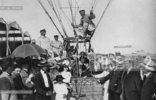 Milan Expo 1906: Hot-hair balloon / Esposizione universale di Milano 1906: Mongolfiera - Reproduced by MaMoArchives/Rosebud2