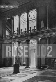 Paris Expo 1931: Palace of Italy, grande-sale by Armando Brasini architect / Esposizione universale di Parigi 1931: Palazzo dItalia, grande-sale dellarchitetto Armando Brasini - Reproduced by MaMoArchives/Rosebud2