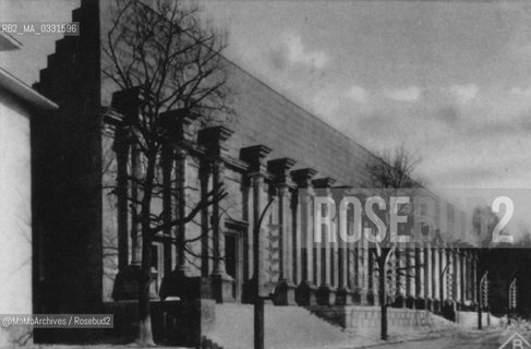 Paris Expo 1931: Main palace of Italy / SEsposizione universale di Parigi 1931: Palazzo principale dItalia - Reproduced by MaMoArchives @MaMoArchives/Rosebud2