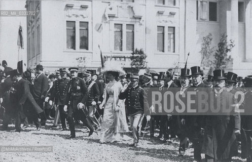 Rome, April 21, 1911. The Sovereigns of Italy and the Prince of Connaught inaugurating the Ethnographic Exhibition at Piazza dArmi / Roma, 21 aprile 1911. I Sovrani dItalia e il Principe di Connaught inaugurano lEsposizione etnografica a Piazza darmi- Reproduced by MaMoArchives/Rosebud2