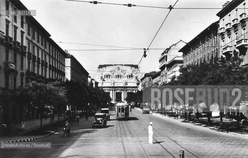 Milano, 1930 circa. Via Vittor Pisani - Reproduced by MaMoArchives/Rosebud2