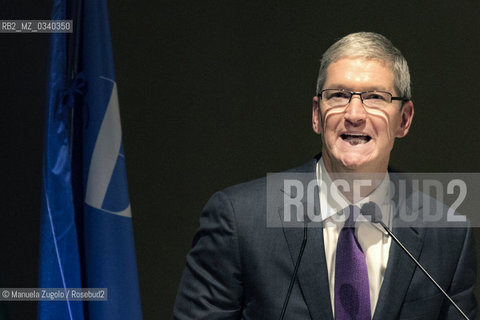 Apple CEO Tim Cook attends the opening of the academic year 2015-16 at Bocconi University in Milan as a guest speaker. 10 November 2015. / Tim Cook, amministratore delegato di Apple allUniversità Bocconi di Milano il 10 novembre 2015 ©Manuela Zugolo/Rosebud2