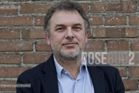 Lirio Abbate, giornalista italiano. Dalla cronaca giudiziaria è passato al giornalismo investigativo. Per lattività svolta è stato minacciato di morte. Ha seguito i processi più importanti sulla criminalità organizzata e politica in Italia, nonché sul traffico di esseri umani in particolare sugli sbarchi degli extracomunitari nelle coste siciliane. Dal 2003 al 2010 diversi premi  gli sono stati assegnati per la sua attività giornalistica / Italian journalist. From the judicial record it is passed to investigative journalism. For his work was threatened with death . It followed the most important processes on organized crime and politics in Italy, as well as on human trafficking in particular on the landings of immigrants in the Sicilian coast. From 2003 to 2010 he was awarded several prizes for his work as a journalist . Only for editorial use / Solo per uso editoriale. ©Manuela Zugolo/Rosebud2