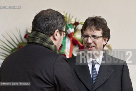 Filippo Del Corno compositore, è  Assessore alla Cultura del Comune di Milano dal 2013. Presente al funerale di Umberto Eco celebrato nel castello sforzesco di Milano, qui mentre saluta il figlio di Umberto, Stefano / composer, was Councillor for Culture of the City of Milan from 2013 to the Present by Umberto Eco s funeral celebrated in the Castello Sforzesco in Milan, here waving to Umbertos son, Stefano. .Only for editorial use / Solo per uso editoriale. ©Manuela Zugolo/Rosebud2