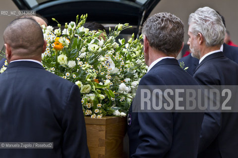 Il momento dellarrivo della salma di Umberto Eco al castello sforzesco di Milano / The arrival of Umberto Eco s body at the Castello Sforzesco in Milan. .Only for editorial use / Solo per uso editoriale. ©Manuela Zugolo/Rosebud2