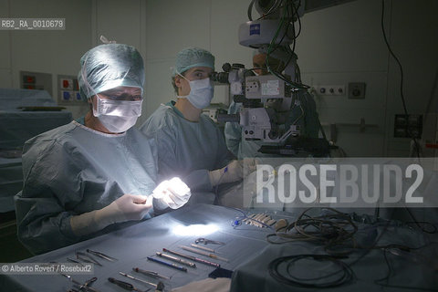 Ophthalmology department of San Raffaele Hospital in Milan led by prof. Rosario Brancato- 2005  ©Alberto Roveri/Rosebud2