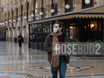 Milano 11 Marzo 2020 - Le vie di Milano semideserte per il divieto di circolazione a causa della pandemia del Virus Corona-Milan 11 March 2020 - The streets of Milan are partially deserted due to the ban on circulation due to the pandemic of the Corona Virus ©Alberto Roveri/Rosebud2