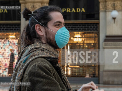 Milano 11 Marzo 2020 - Le vie di Milano semideserte per il divieto di circolazione a causa della pandemia del Virus Corona-Milan 11 March 2020 - The streets of Milan are partially deserted due to the ban on circulation due to the pandemic of the Corona Virus ©Alberto Roveri/Rosebud2