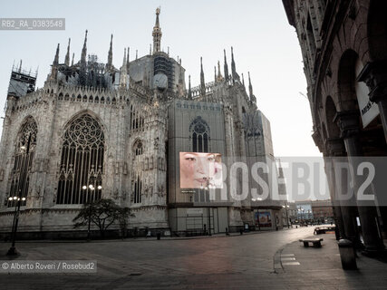 Milano 21 Marzo 2020 - Le vie di Milano semideserte per il divieto di circolazione a causa della pandemia del Virus Corona-Milan 21 March 2020 - The streets of Milan are partially deserted due to the ban on circulation due to the pandemic of the Corona Virus ©Alberto Roveri/Rosebud2