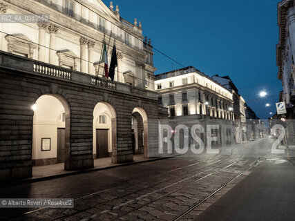 Milano 21 Marzo 2020 - Le vie di Milano semideserte per il divieto di circolazione a causa della pandemia del Virus Corona-Milan 21 March 2020 - The streets of Milan are partially deserted due to the ban on circulation due to the pandemic of the Corona Virus ©Alberto Roveri/Rosebud2