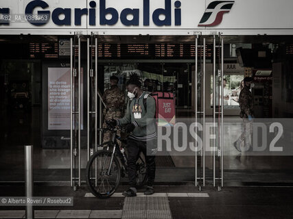 Milano, Venerdi 1 Maggio 2020  - La città ai tempi del Corona Virus ©Alberto Roveri/Rosebud2