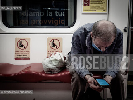 Milano, Domenica 3 Maggio 2020  - La città ai tempi del Corona Virus. L ATM (Azienda Trasporti Milanese) ha approntato la segnaletica per la ripartenza del lavoro il 4 Maggio ©Alberto Roveri/Rosebud2