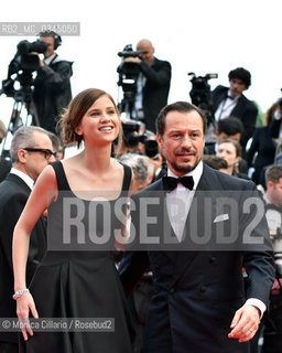 Stefano Accorsi con la nuova compagna, la modella Bianca Vitali sul red carpet del 69esimo Festival del Cinema di Cannes, maggio 2016. Italian actor Stefano Accorsi with his new girlfriend Bianca Vitali on the red carpet during 69th Cannes Film Festival ©Monica Cillario/Rosebud2