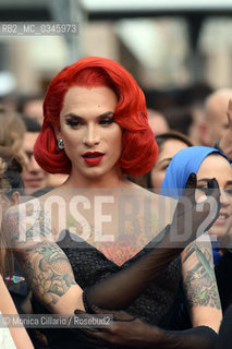 La Drag Queen americana Miss Fame al Palais des Festivals per la premiere del film The BFG (Il grande gigante buono) durante la 69esima edizione del Festival del Cinema di Cannes. Miss Fame attends “The BFG (Le Bon Gros Geant – Le BGG)” premiere during the 69th annual Cannes Film Festival at the Palais des Festivals on May 14, 2016 in Cannes ©Monica Cillario/Rosebud2