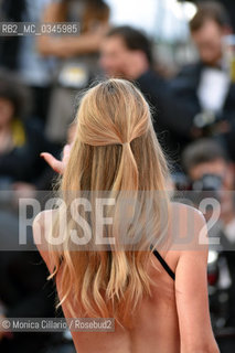 La modella  Doutzen Kroes sul red carpet del Palais des Festivalsper la premiere del film Café Society per la serata di apertura della 69esima edizione del Festival del Cinema di Cannes, maggio 2016. Model Doutzen Kroes attends the Cafe Society premiere and the Opening Night Gala during the 69th annual Cannes Film Festival at the Palais des Festivals, on May 2016. ©Monica Cillario/Rosebud2