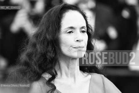 Sonia Braga sul red carpet del Palais des Festivals per la premiere di Elle durante la 69esima edizione del Festival del Cinema di cannes, maggio 2016.  Actress Sonia Braga attends the Elle Premiere during the 69th annual Cannes Film Festival at the Palais des Festivals on May 21, 2016 in Cannes. ©Monica Cillario/Rosebud2