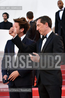 Gad Elmaleh e Kev Adams  al Palais des Festivals per la premiere del film Elle durante la 69esima edizione del Festival del Cinema di Cannes, maggio 2016. Gad Elmaleh and Kev Adams  attend a screening of Elle at the annual 69th Cannes Film Festival at Palais des Festivals on May 21, 2016 in Cannes ©Monica Cillario/Rosebud2