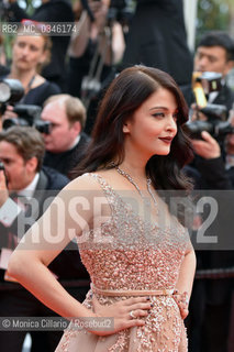 Aishwarya Rai al Palais des Festivals per la premiere del film The BFG (Il grande gigante buono) durante la 69esima edizione del Festival del Cinema di Cannes, maggio 2016. Aishwarya Rai attends “The BFG (Le Bon Gros Geant – Le BGG)” premiere during the 69th annual Cannes Film Festival at the Palais des Festivals on May 14, 2016 in Cannes ©Monica Cillario/Rosebud2