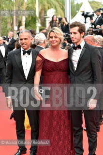 Paul Belmondo, sua moglie Luana e suo figlio Alejandro al Palais des Festivals per la Cerimonia della Premiazione della 69esima edizione del Festival del Cinema di Cannes, maggio 2016. Paul Belmondo, his wife Luana and son Alejandro attends the Award Ceremony at the annual 69th Cannes Film Festival at Palais des Festivals on May 22, 2016 in Cannes ©Monica Cillario/Rosebud2