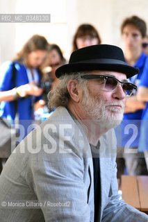 Francesco De Gregori al Festival della Letteratura di Mantova per presentare Passo dUomo a cura di Antonio Gnoli; Mantova, 10 settembre 2016.  Francesco De Gregori at the Mantua Literature Festival to present Passo duomo by Antonio Gnoli; Mantova, September 10, 2016. ©Monica Cillario/Rosebud2