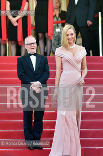 Uma Thurman and Thierry Frémaux alla prima del Film Il Fantasma dIsmaele, film che inaugura la 70° edizione del Festival del Cinema di Cannes; Cannes, 17 maggio 2017. Uma Thurman and Thierry Frémaux attend the Ismaels Ghosts (Les Fantomes dIsmael) screening and Opening Gala during the 70th annual Cannes Film Festival at Palais des Festivals on May 17, 2017 in Cannes; France. ©Monica Cillario/Rosebud2