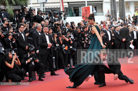 Lattrice indiana Deepika Padukone alla prima del film Loveless (Nelyubov) durante il 70° Festival del Cinema di Cannes; Cannes, 18 maggio 2017.  Deepika Padukone attends the Loveless (Nelyubov) screening during the 70th annual Cannes Film Festival at Palais des Festivals on May 18, 2017 in Cannes, France ©Monica Cillario/Rosebud2