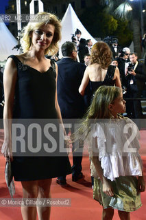 Jasmine Trinca (a sinistra) e Nicole centanni, interpreti del film Fortunata alla prima di Redoutable, durante il 70° Festival del Cinema di cannes; Cannes, 21 maggio 2017. Jasmine Trinca (L) and Nicole Centanni of Fortunata attend the Redoubtable (Le Redoutable) screening during the 70th annual Cannes Film Festival at Palais des Festivals on May 21, 2017 in Cannes, France ©Monica Cillario/Rosebud2