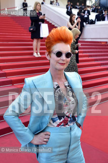 La costumista Sandy Powell alluscita da   The Meyerowitz Stories, durante il 70° Festival del Cinema di Cannes; Cannes, 21 maggio 2017. Costume designer Sandy Powell departs after the The Meyerowitz Stories screening during the 70th annual Cannes Film Festival at Palais des Festivals on May 21, 2017 in Cannes ©Monica Cillario/Rosebud2